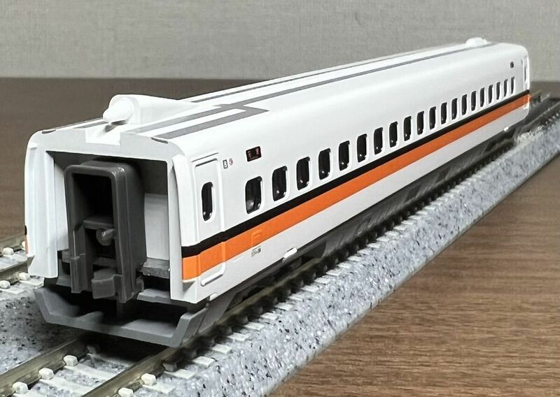 【バラシ品】KATO 10-1476 台湾新幹線 台湾高鐡 700T 「334 08 (M)」 動力車