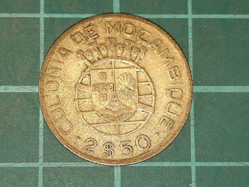 【1円スタート】ポルトガル領モザンビーク　2 1/2エスクード銀貨　1950年