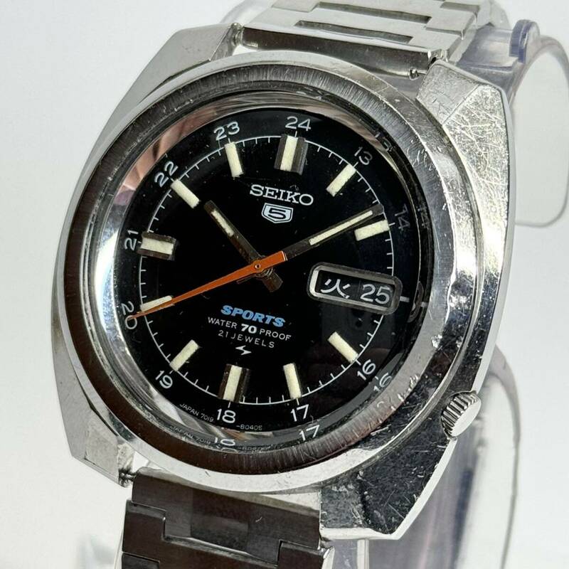 SEIKO セイコー 5スポーツ 自動巻 可動品 7019-8020 ブラック文字盤 オートマチック AT メンズ ヴィンテージ 腕時計