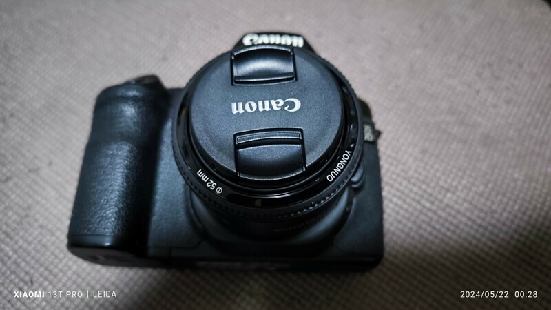 Canon 40D　単焦点レンズ　50mm　バッテリー　CFカード16GB