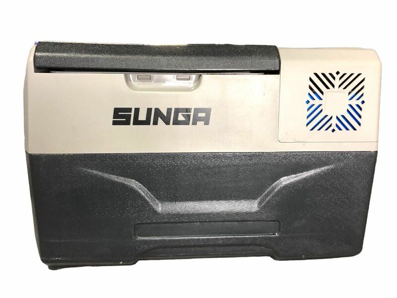 SUNGA ポータブル冷蔵冷凍庫 CX30 C-PENTANE 冷凍庫 キャンプ アウトドア 12V 30 L キャリーハンドル付き 冷凍庫 保冷庫 バッテリー内蔵