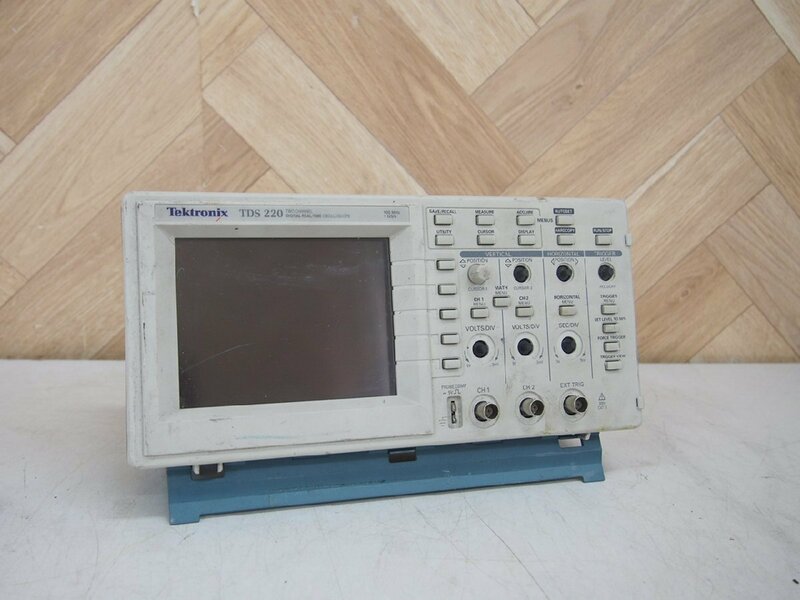 ☆【1H0509-17】 Tektronix テクトロニクス デジタルオシロスコープ 100MHz 1GS/s TDS220 ジャンク