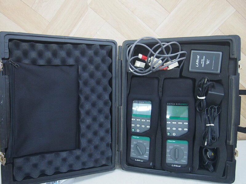 ☆【1H0514-4】 DATACOM TEXTRON Cable Tester 電気計測器 LANcat SYSTEMS 6 CAL.MOD. ケース付属 ジャンク