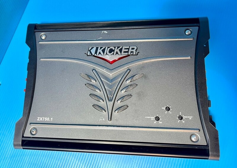 F710 ★KICKER キッカー ZX750.1 部品取り ジャンク品