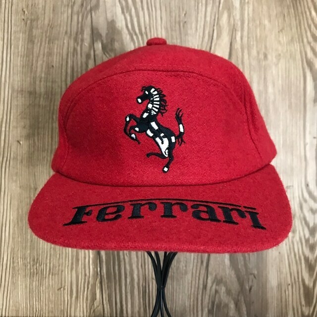 90s VINTAGE Ferrari フェラーリ ロゴ エンブレム 刺繍 キャップ 帽子 90年代 Y2K 古着 e24052502