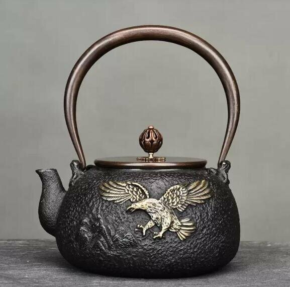 高品質★鉄壺 鷹です コーティングなし 手作り鉄 やかんを沸かす お茶の道具 1200ML