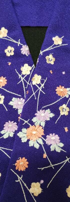 半衿　刺繍　紫　パープル　お花