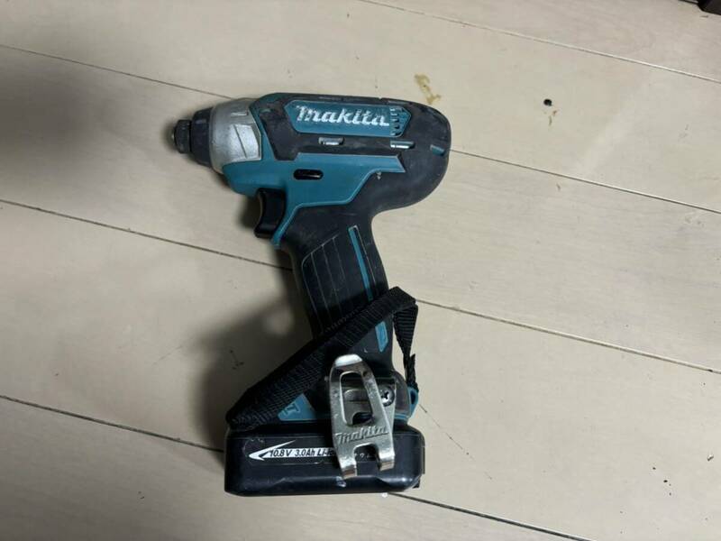 マキタ makita 充電式インパクトドライバ 10.8v コンパクト　td110d 完動品