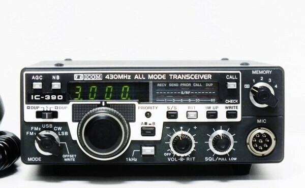 アイコム　IC-390　430MHz　オールモード　トランシーバー