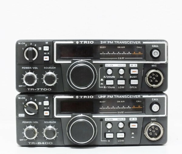 TRIO　TR-7700 ＆ TR-8400　トランシーバー　2台セット