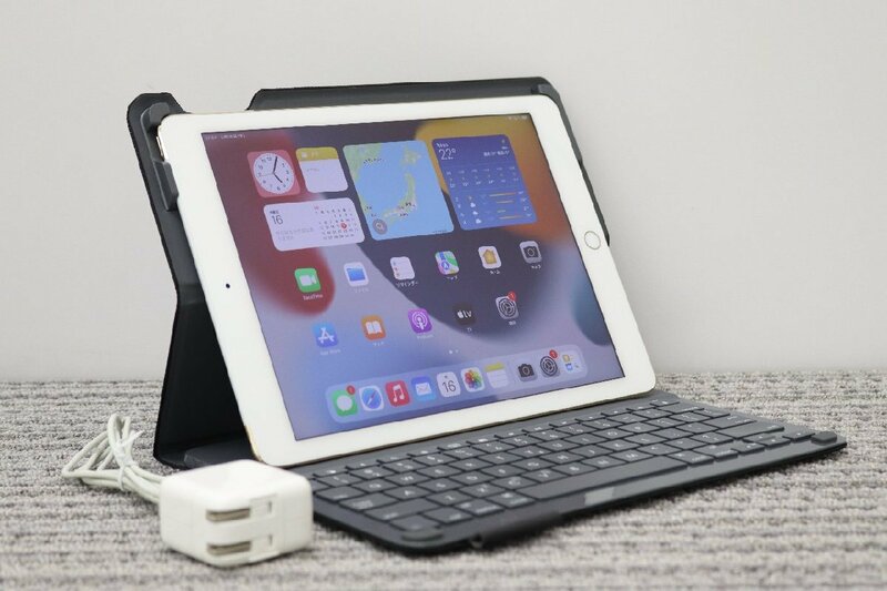 T【SIMロック：KDDI】Apple / iPad Air2 / 第2世代(2014年発売) / MH1C2J/A / A1567 / 16GB / 初期化済