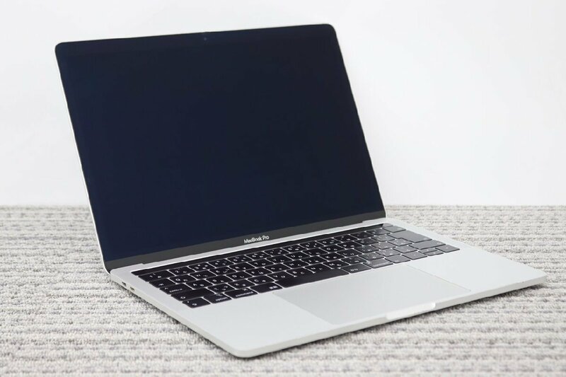 N①TN02【ジャンク品】Apple/MacBook ProA1989(13-inch,2018,Thunderbolt 3ports ) / 基盤なし / 外側のみ