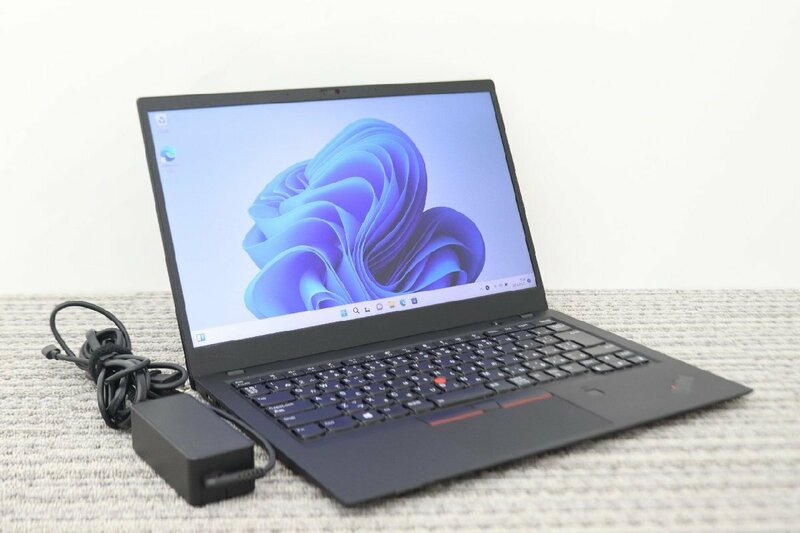 N1円♪【i7第8世代】lenovo / ThinkPad X1Carbon 6th / CPU：core i7-8550U@1.80GHz / メモリ：16GB / SSD：512GB / Windows11 Pro