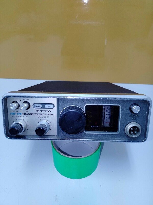 506 TRIO　TR-8300　430MHz　無線機　ビンテージ通電未確認現状品