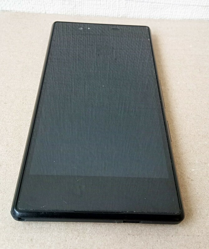 au 京セラ Qua Phone KYV37 本体 ブラック Android5.1.1 動作確認済