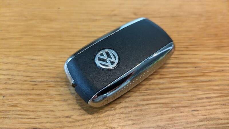 【新品】 VW フォルクスワーゲン 社外 キーレスリモコン キーレスキー リモコンキー 3ボタン ブラック 黒 鍵 