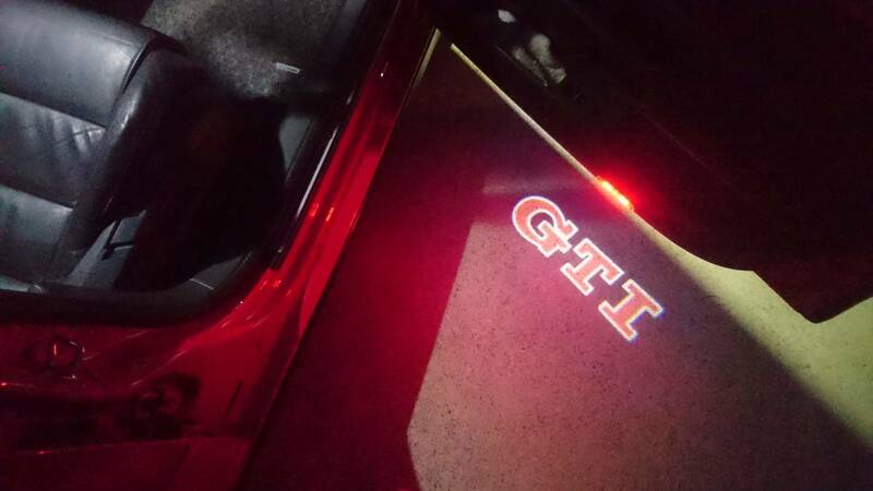【新品】【最終1品】ゴルフ5 GOLF5 GTI LED ドア カーテシ ランプ ウェルカムライト / ピレリ R V ワーゲン アウディ AUDI