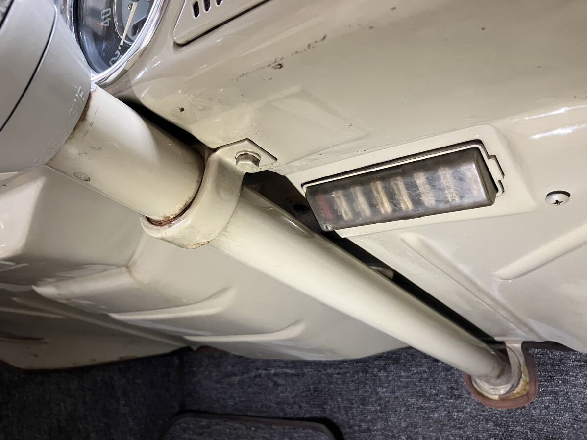 空冷ＶＷ　空冷ワーゲン　空冷ビートル　純正　ステアリングシャフト　カバー