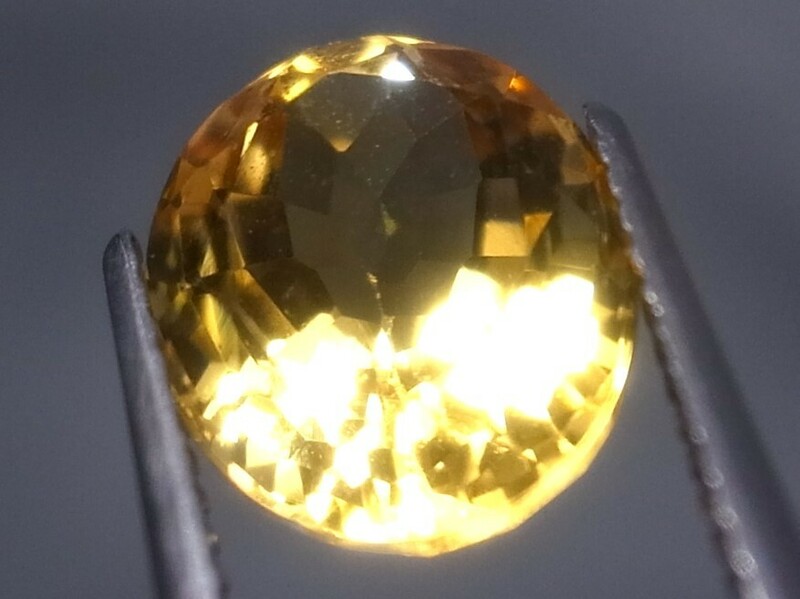 3.87ct 新品・ギラギラの凄いテリ・天然シトリン ブラジル産