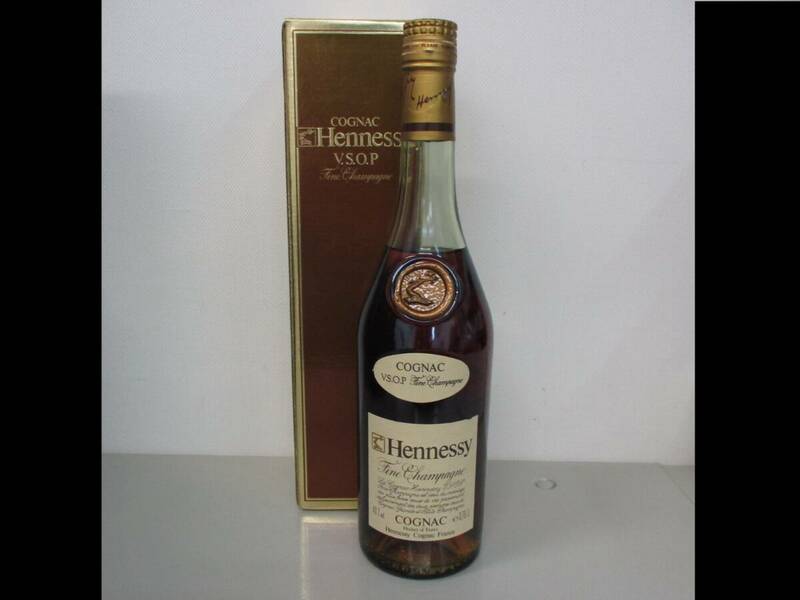 □44934□【未開栓】Hennessy/ヘネシー　VSOP　Fine Champagne　スリムボトル　コニャック　ブランデー　700ml　40％