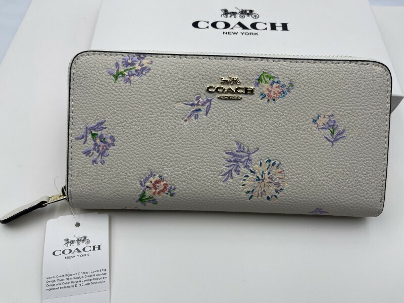 コーチ COACH 長財布 財布 シグネチャー アコーディオンラウンドジップウォレット新品 未使用 贈り物h333C F69832