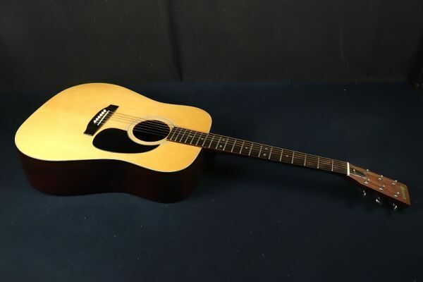 5542■ Morris W-15 アコースティックギター ハードケース付