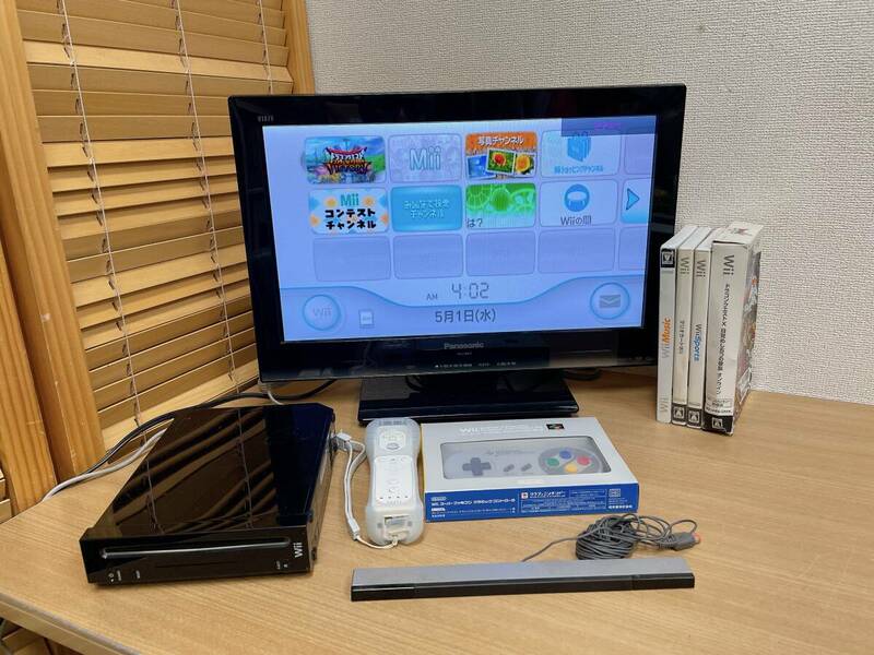 【Nintendo 任天堂 Wii 本体・Wiiソフト セット】スーパーファミコン クラシックコントローラ/ドラクエ10/マリオカート/A65-010