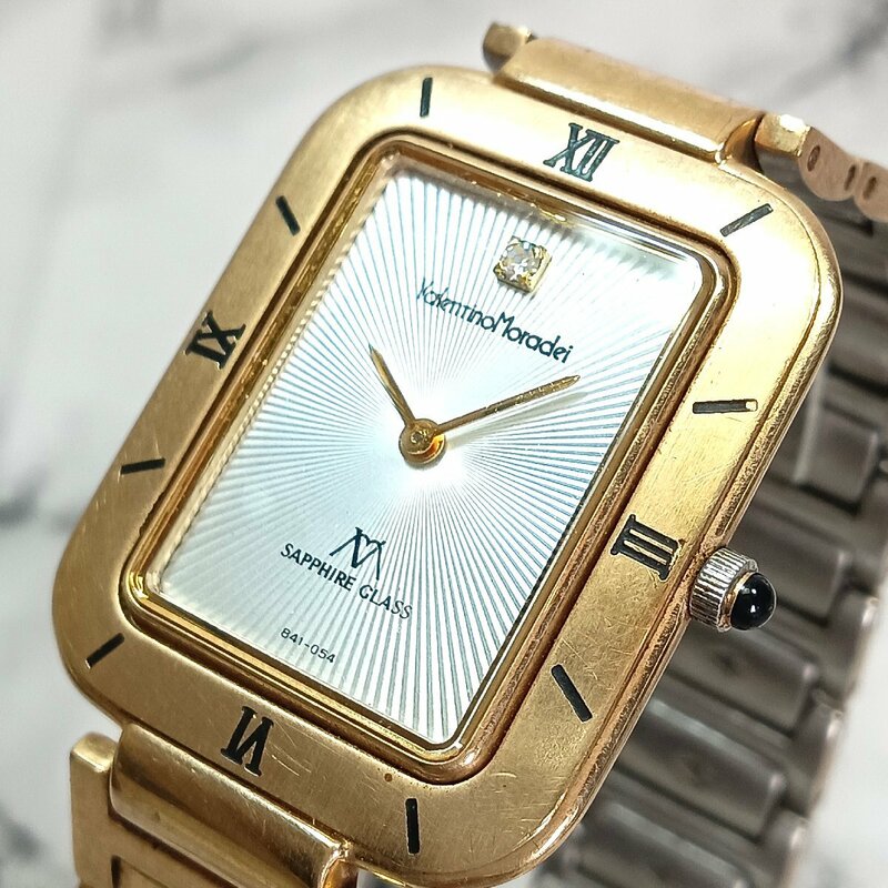 Valentino Moradei バレンチノモラディ アナログ クォーツ ゴールド シルバー 腕時計 不動品 コレクション ジャンク nmx-1009