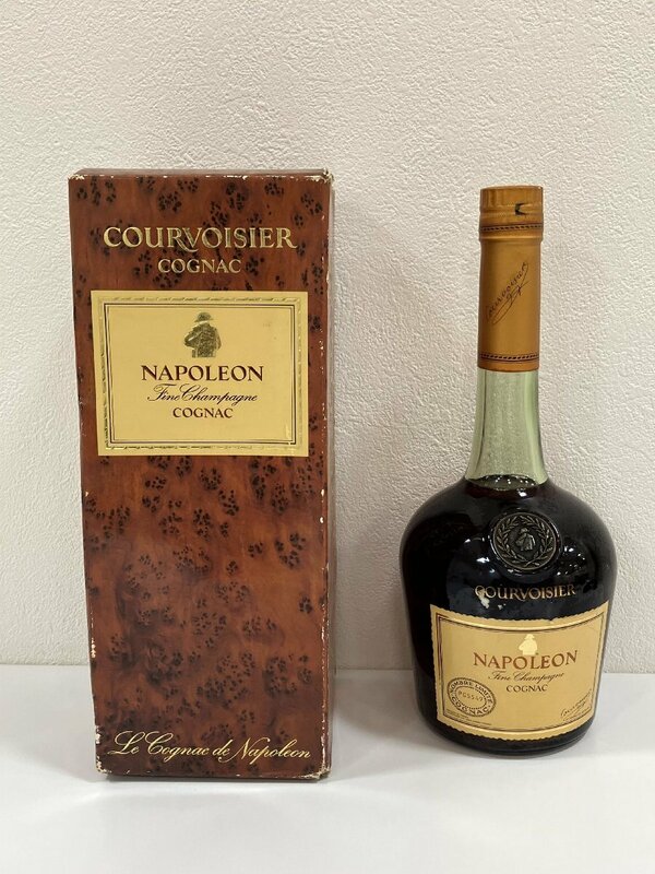 【N65092】COURVOISIER　クルボアジェ　ナポレオン　箱付き　未開封　長期保管品　700ml　40%