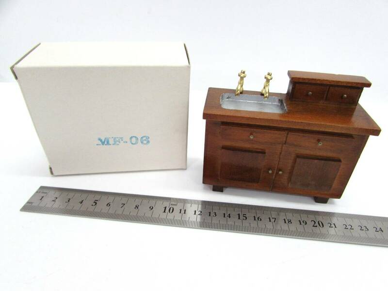現状品 昭和レトロ ミニチュア ドールハウス キッチン シンク TF-06 木製 ブラウン アンティーク風 紙箱あり
