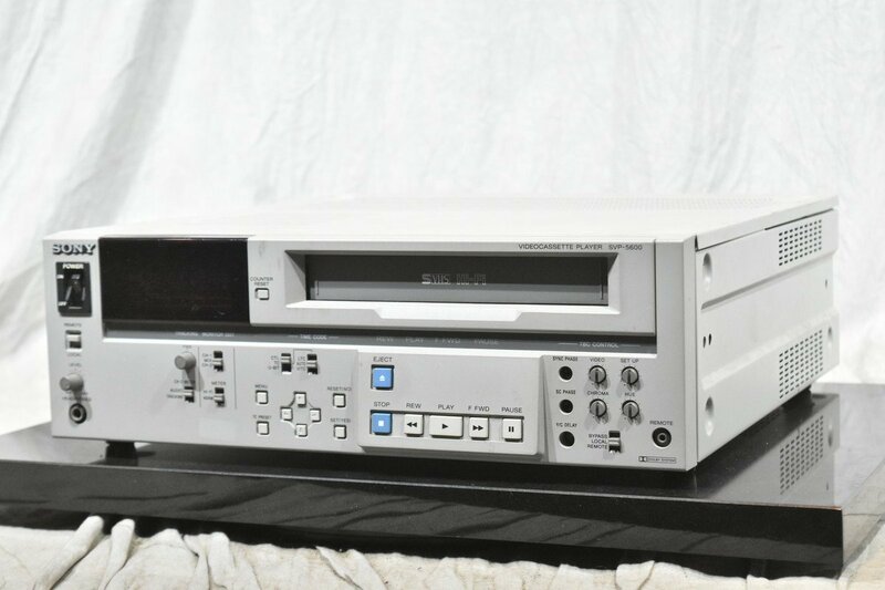 SONY ソニー SVP-5600 ビデオカセットプレーヤー ①