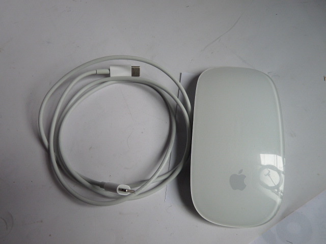Apple純正マルチタッチマウス マジックマウス2 A1657◆純正ケーブルつき