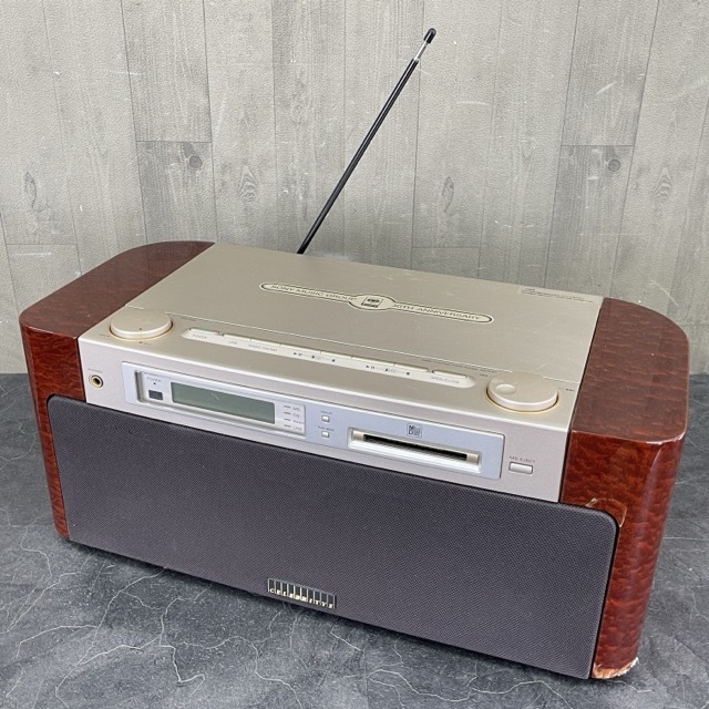 ジャンク品 SONY CELEBLITYII 30TH ANNIVESARY MD/CD NEWSTEREO 【中古】 MD-7000 ソニー セレブリティ2 オーディオ機器/57545