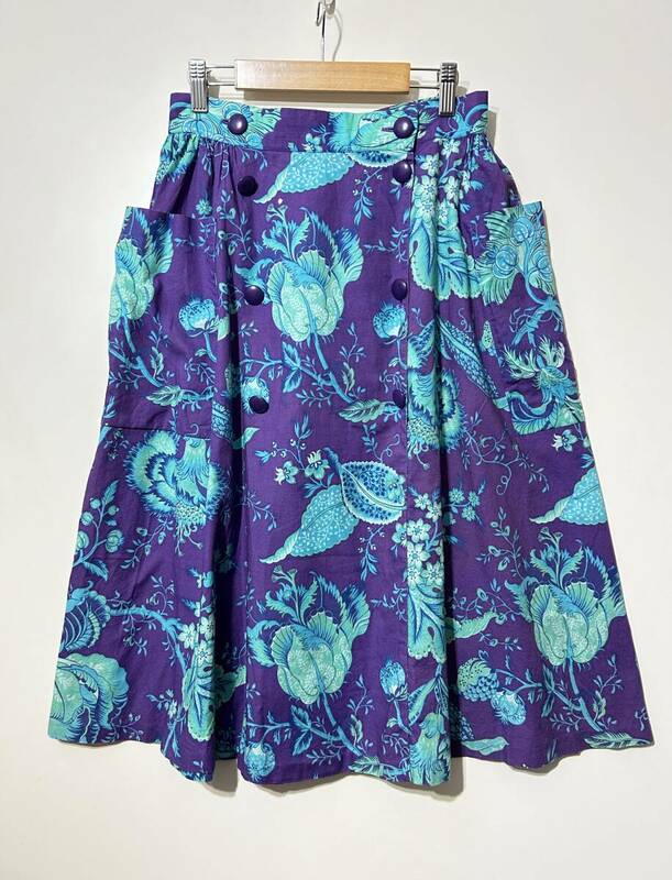 ● フランス製 Devernois ヴィンテージ コットン スカート 花柄 フラワープリント 紫 パープル ライトブルー ポケット ボタン ユーロ古着
