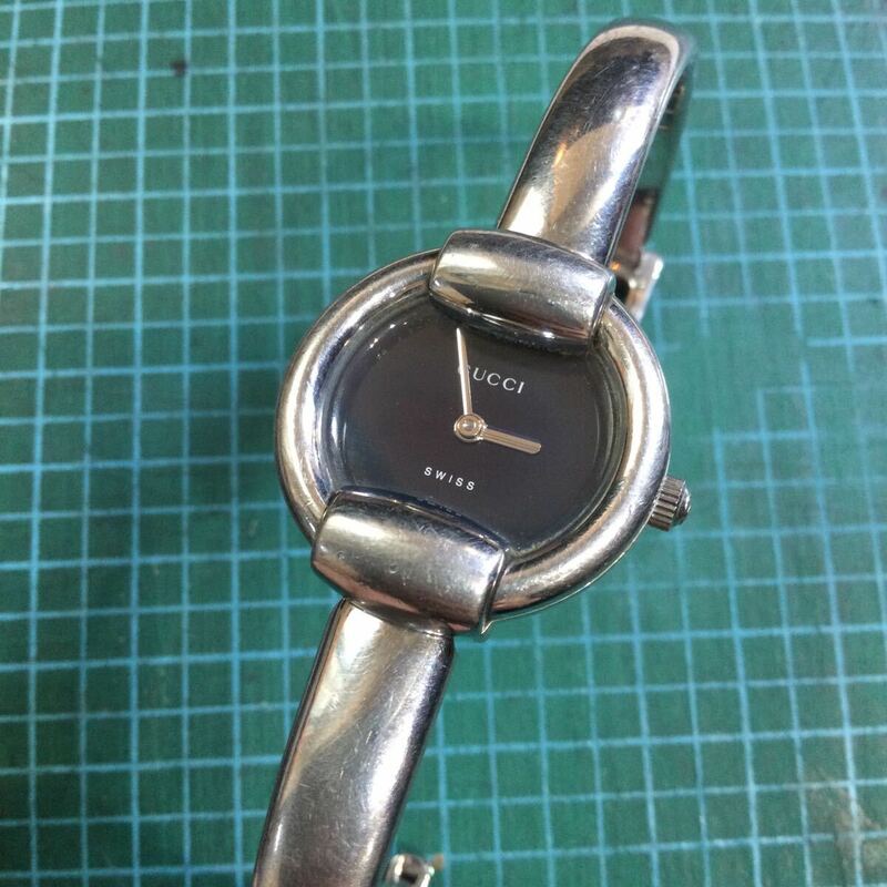 グッチ レディース腕時計 クオーツ GUCCI 1400 L
