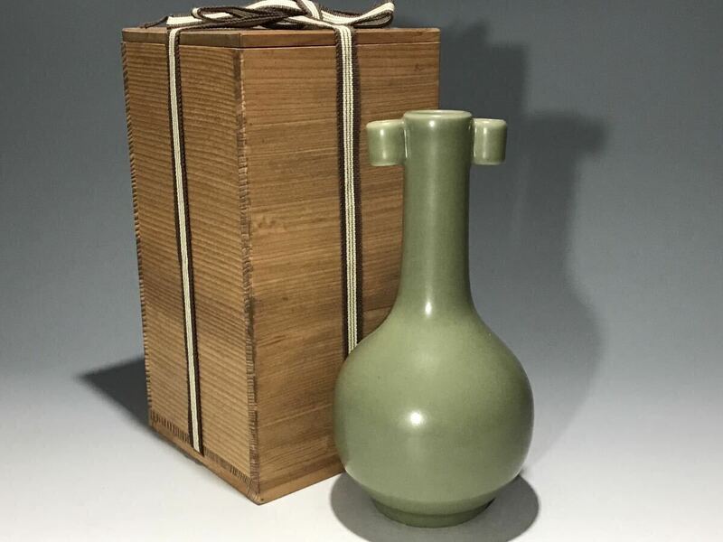 中国美術 唐物コレクター 明時代 龍泉窯青磁双耳花瓶 箱付 時代物