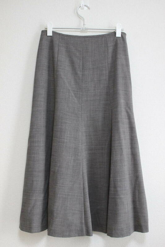 E720 美品 yoshie inaba ヨシエイナバ ロングスカート フレアースカート グレー 9号 Mサイズ レディース