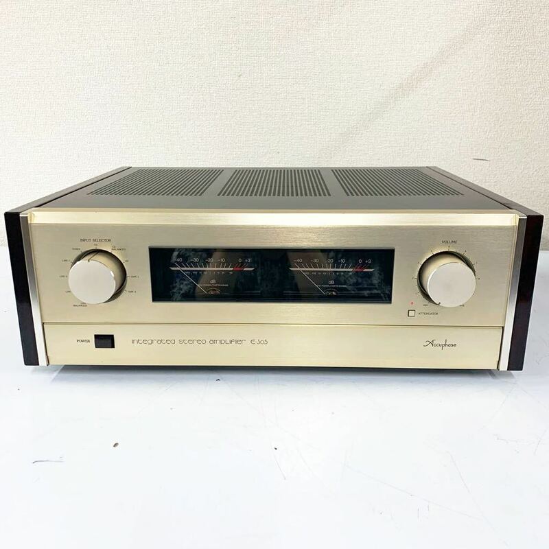 【M-4】 Accuphase E-305 プリメインアンプ アキュフェーズ オーディオ機器 音出し確認済み 動作良好 1875-31