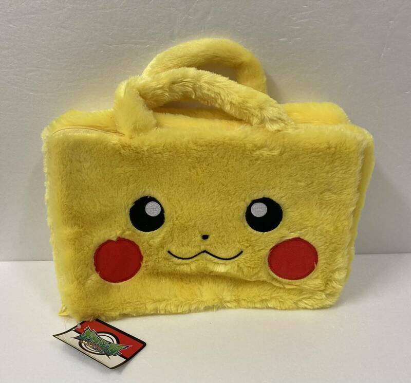 ポケモン　サン＆ムーン　プレミアムモコモコトランク　ピカチュウ　バッグ　小物入れ　ぬいぐるみ　