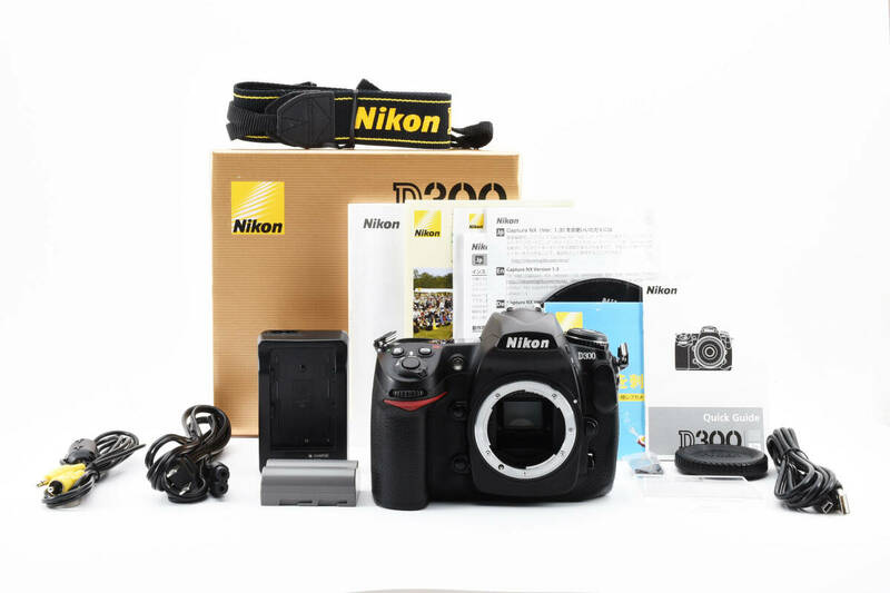 ■ 美品・元箱付き ■ ニコン Nikon D300 ボディ《 ショット数12354回 》　A57S135S2DY C552