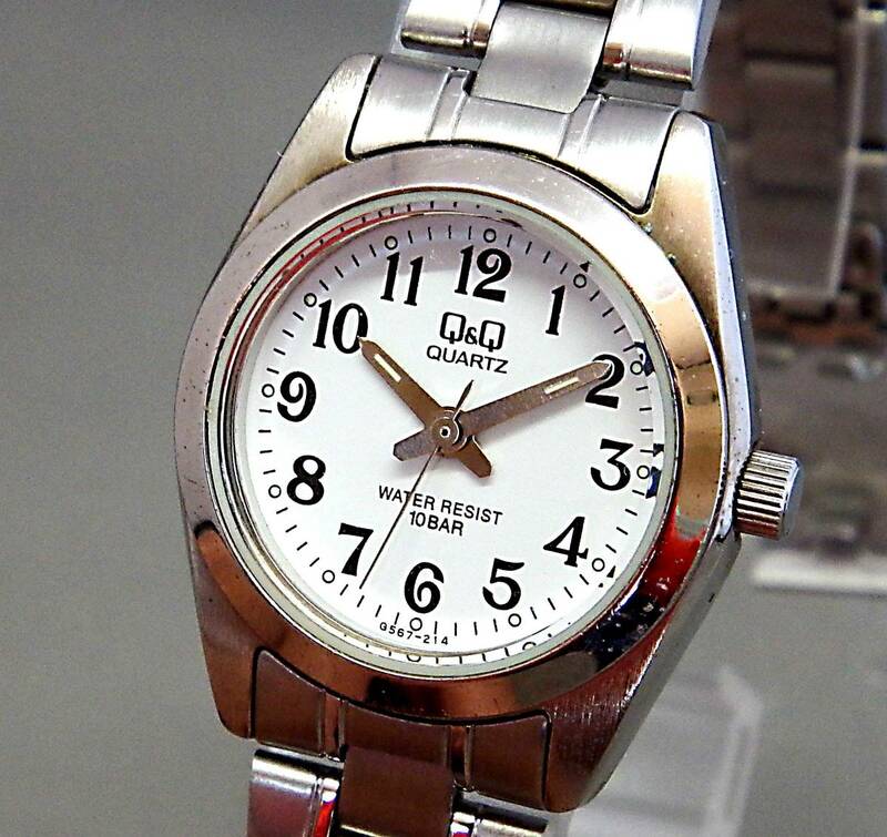 EU-9723■Q&Q レディース腕時計 3針 丸型 中古