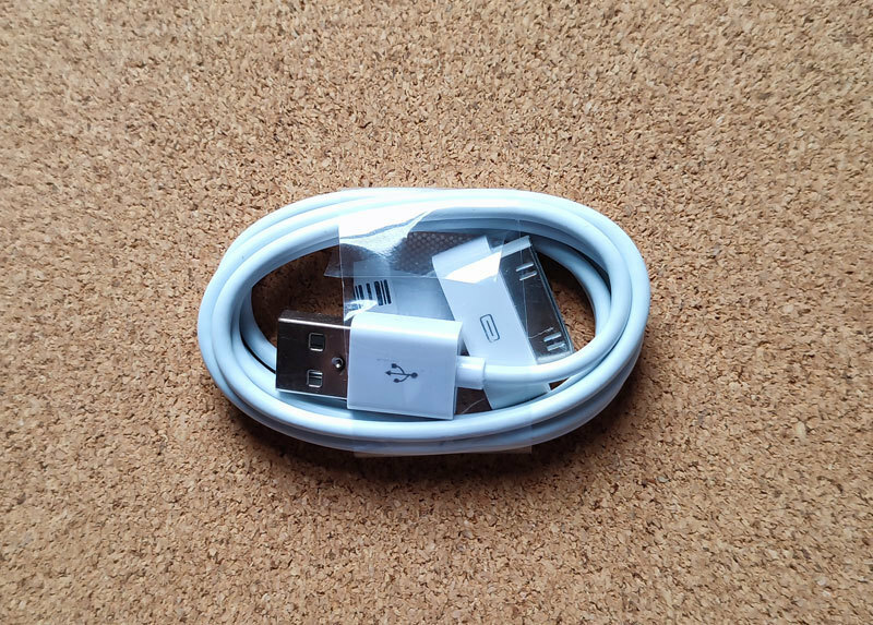 Apple Dockコネクタ 30ピン用 USBケーブル
