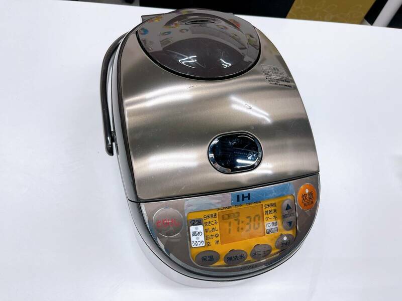 NP-VN10 タイガー TIGER IH炊飯ジャー 炊飯器 (5.5合炊き)　2018年製 通電確認済み 動作品（ス172）