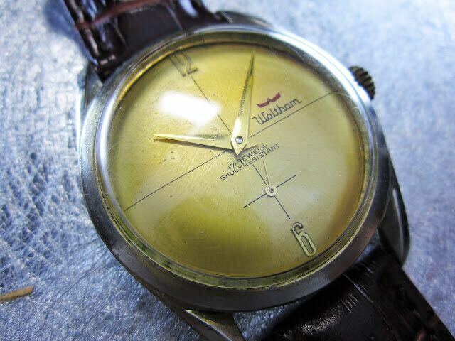 ゴールド文字盤　アンティーク　ウォルサム　メンズ　スモールセコンド　手巻き腕時計 