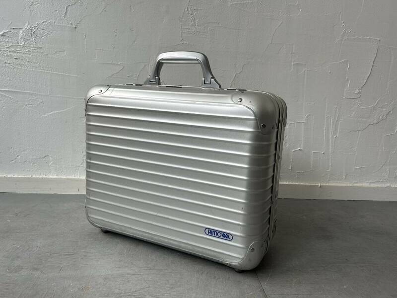 1980年代 ヴィンテージ RIMOWA トパーズ ボードケース ドイツ製 DBGM 1420/655／検索用→ TOPAS アタッシュケース パイロット 青ロゴ 