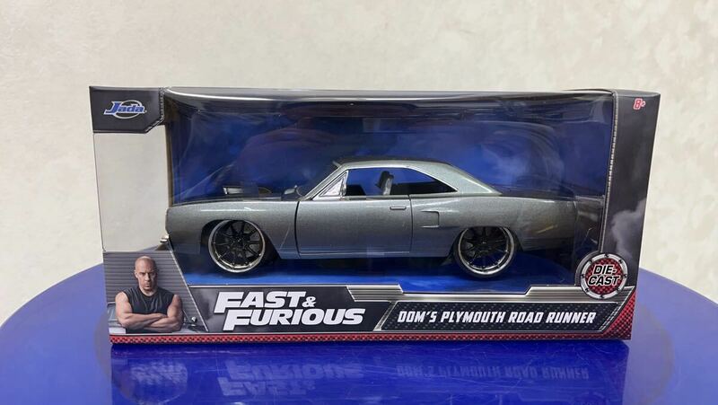 新品 1/24 Jada toys FAST&FURIOUS ワイルドスピード　 DOM's Plymouth ROADRUNNER グレー w25×H 11×D13