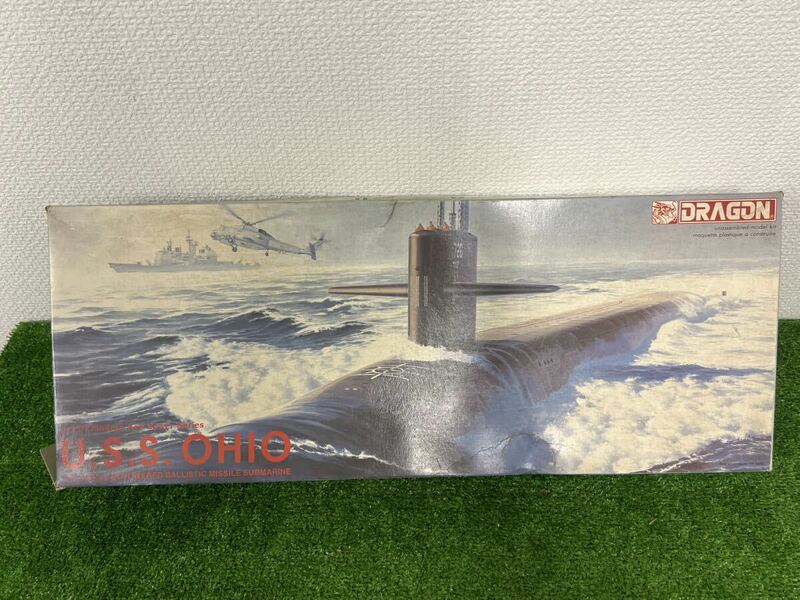 U.S.S OHIO 潜水艦　DRAGON オハイオ　1/350 ドラゴン 未組立 現状品　棚4
