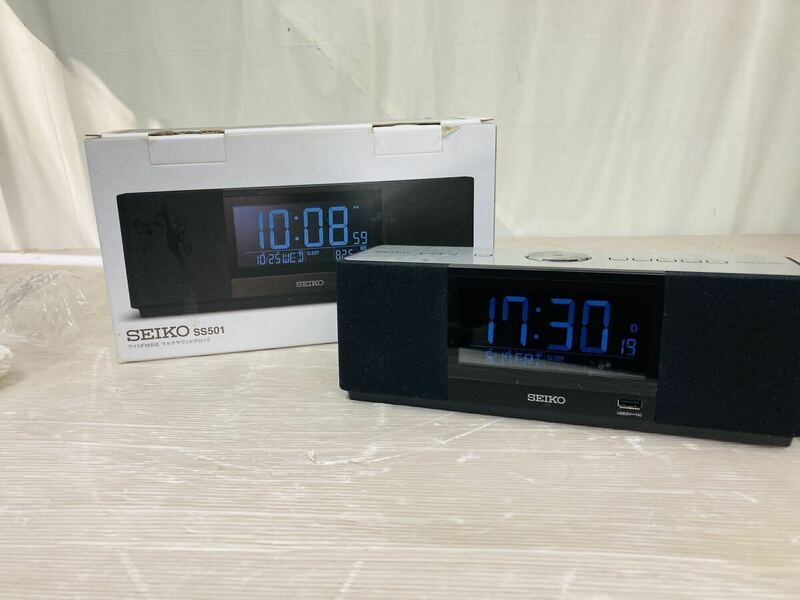 4m114 必見! SEIKO セイコー ワイドFM対応(ラジオ) マルチサウンドクロック スピーカー SS501 デジタル 置き時計 中古品 簡易動作確認済み