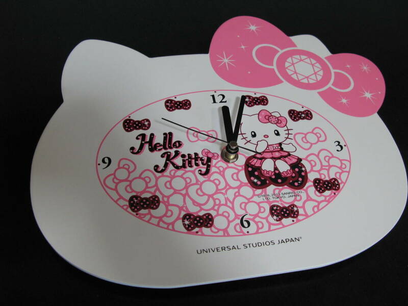 新品 USJ ハローキティ 壁掛け時計 ウォールクロック　ダイカット 2013ユニバ　Hello Kitty UNIVERSAL STUDIOS JAPAN