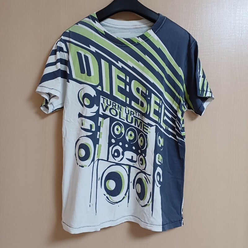 送料無料！DIESEL ディーゼル スピーカーデザイン バックプリントあり Tシャツ 半袖 半袖Tシャツ 130 140 10歳 ディーゼルキッズ 男女兼用